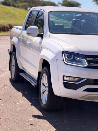 VOLKSWAGEN AMAROK 2.0 HIGHLINE 4X4 CD 16V TURBO INTERCOOLER DIESEL 4P AUTOMÁTICO VOLKSWAGEN AMAROK 2.0 HIGHLINE 4X4 CD 16V TURBO INTERCOOLER DIESEL 4P AUTOMÁTICO
